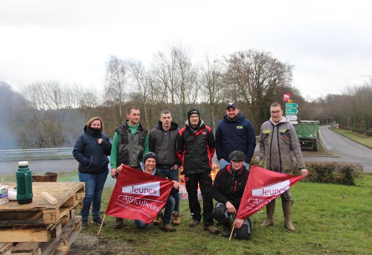 Les JA des cantons de Flers, Messei, Briouze, Athis et Tinchebray se sont réunis à Saint-Georges-des-Groseillers contre l'accord du Mercosur  signé samedi 17 janvier 2026.