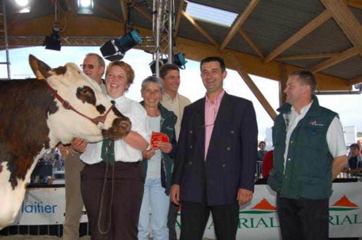L'élevage SCEA de maubray triomphe en race Normande avec "Rustique".