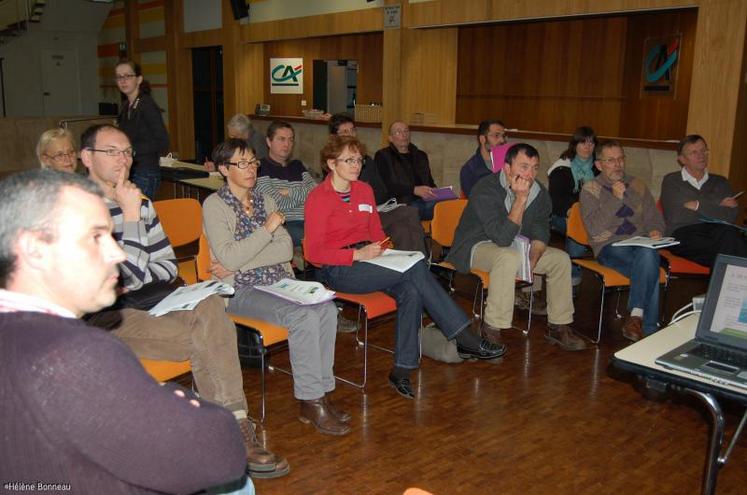 “L’agroforesterie est particulièrement adaptée au changement climatique. La compétition racinaire
est bénéfique pour le système de production”(DR)