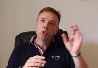 Preview image for the video "Triage et protection des semences - SCS Semences".