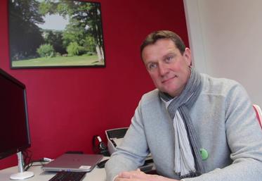 Preview image for the video "Crédit Agricole Normandie à Bellême (61): Une dynamique de territoire -à entretenir par la proximité".